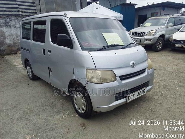 Toyota TownAce 2009 Silver