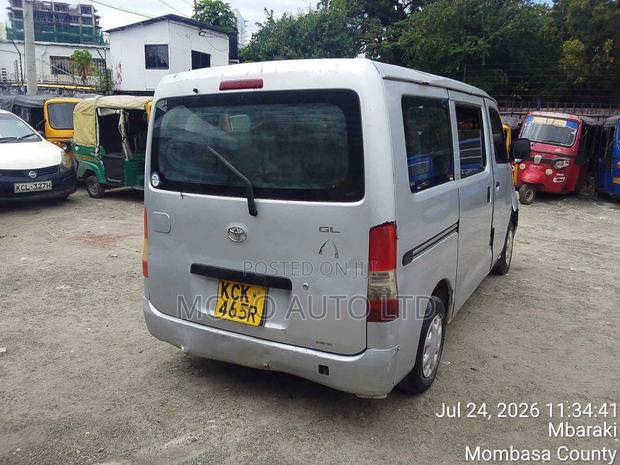 Toyota TownAce 2009 Silver