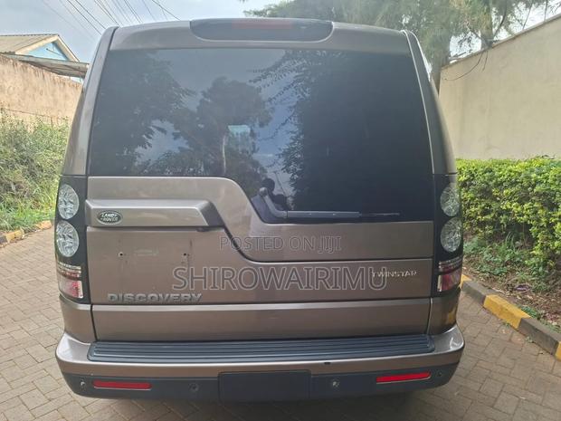 Land Rover Discovery 2015 Beige