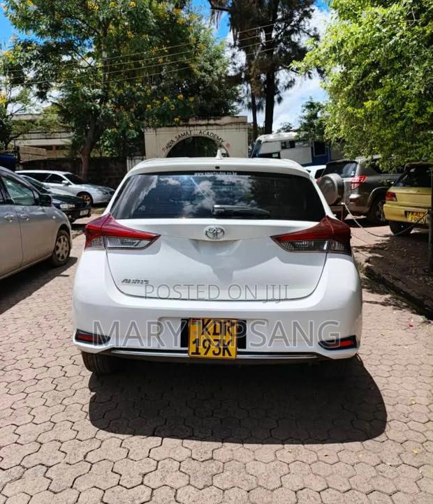 Toyota Auris 2017 White