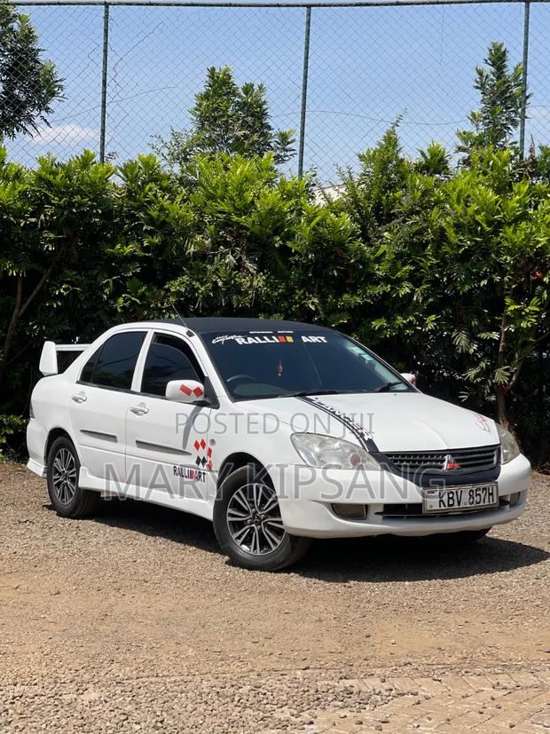 Mitsubishi Lancer 2006 White