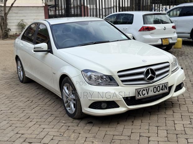 Mercedes-Benz C200 2012 White