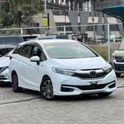 Honda Fit Shuttle 1.5 Hybrid 2WD 2019 White for sale