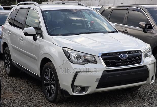 Subaru Forester 2.0XT Touring AWD 2018 White