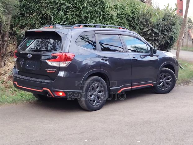 Subaru Forester 2019 Gray