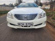 Toyota Crown 2010 White for sale