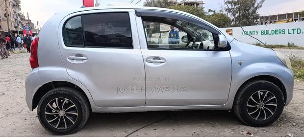 Toyota Passo 2013 Silver