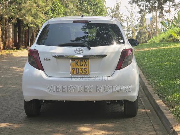 Toyota Vitz 2012 White