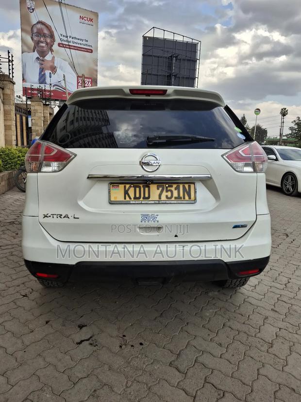 Nissan X-Trail 2.0 Petrol AWD 2015 White