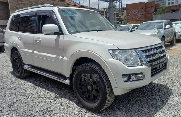 Mitsubishi Pajero 2018 White