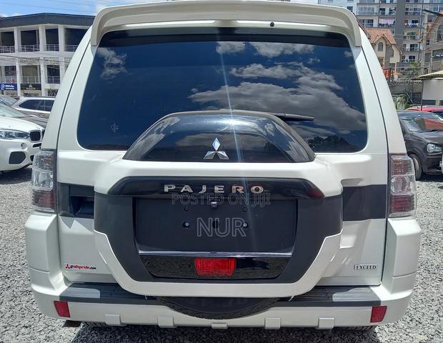 Mitsubishi Pajero 2018 White