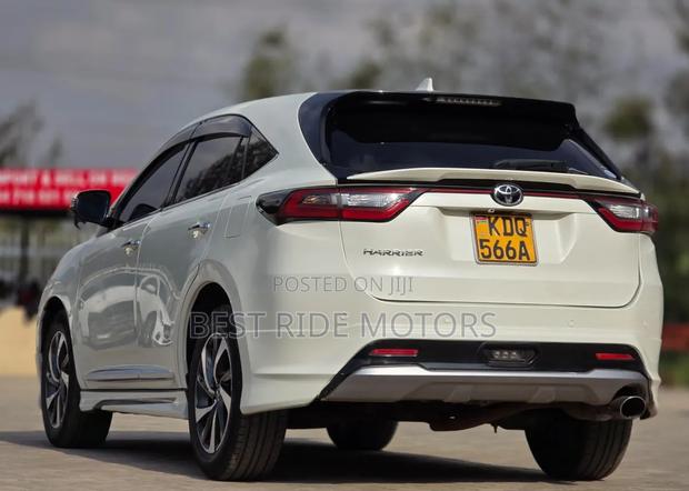 Toyota Harrier 2017 Pearl