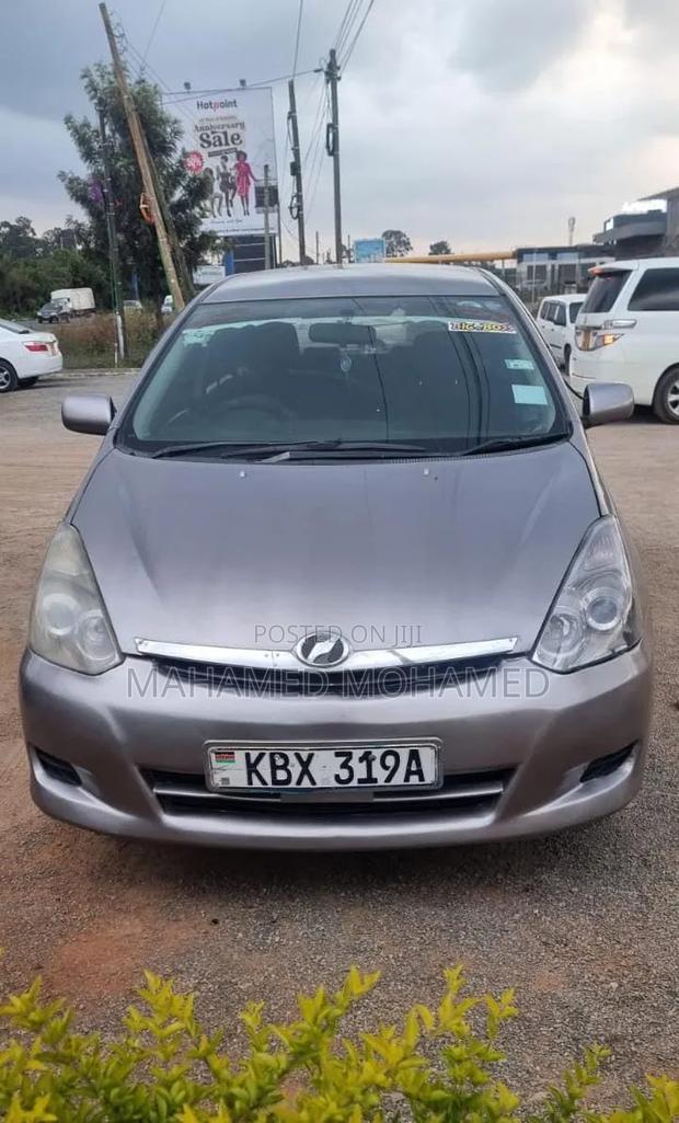 Toyota Wish 2006 Gray