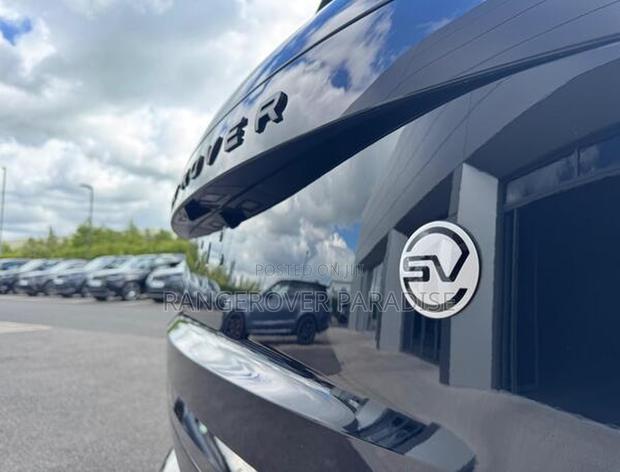 New Land Rover Range Rover P615 SV Black SWB 2026 Blue