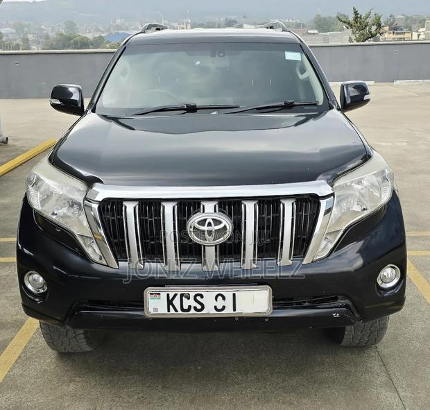Toyota Land Cruiser Prado 2010 Black