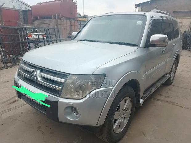 Mitsubishi Pajero 2007 Silver