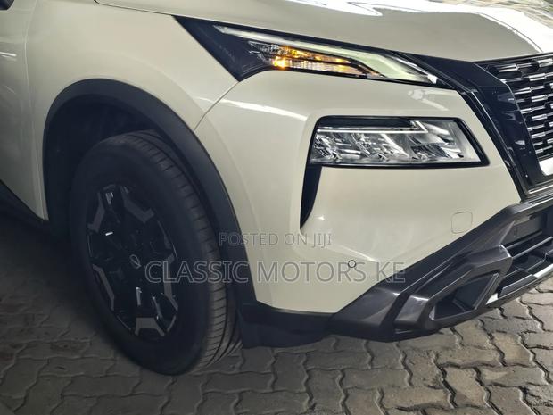 Nissan X-Trail 2023 White