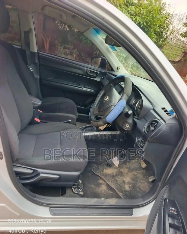Toyota Corolla Fielder 2015 Silver
