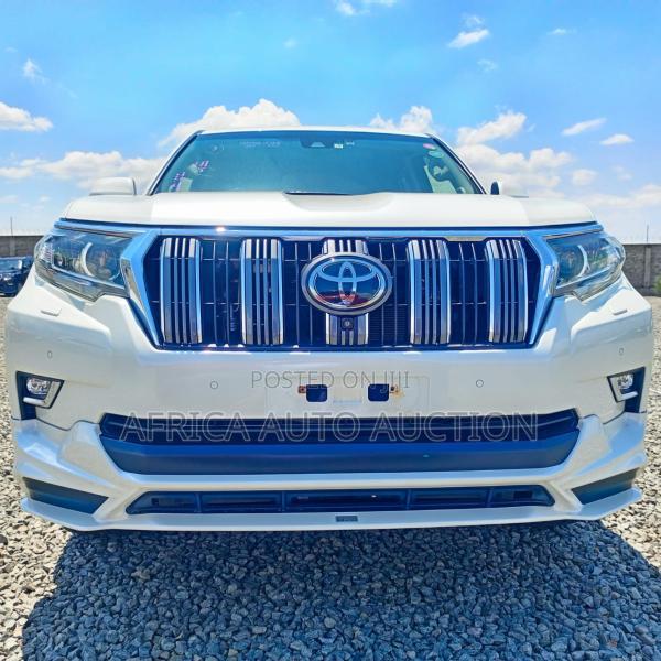Toyota Land Cruiser Prado 2019 Pearl