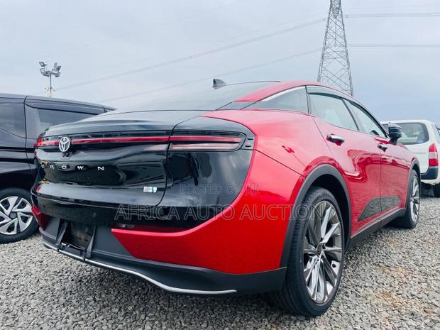 Toyota Crown 2022 Red