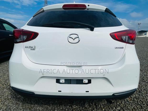 Mazda 2 2020