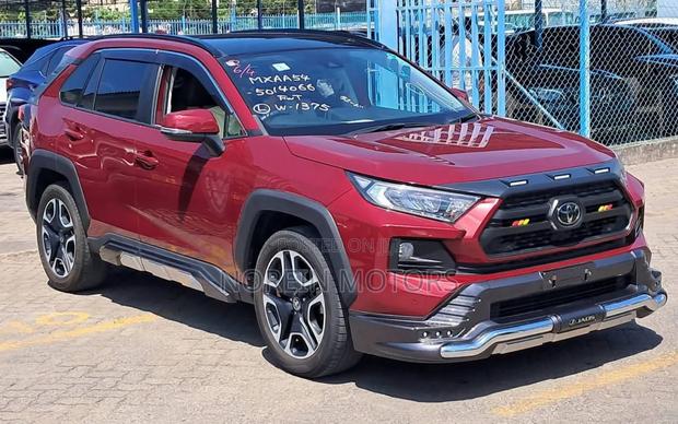 Toyota RAV4 2019 Red