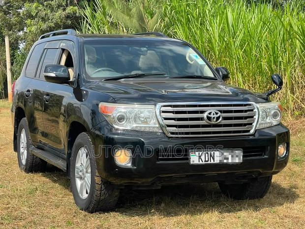 Toyota Land Cruiser 2014 Black
