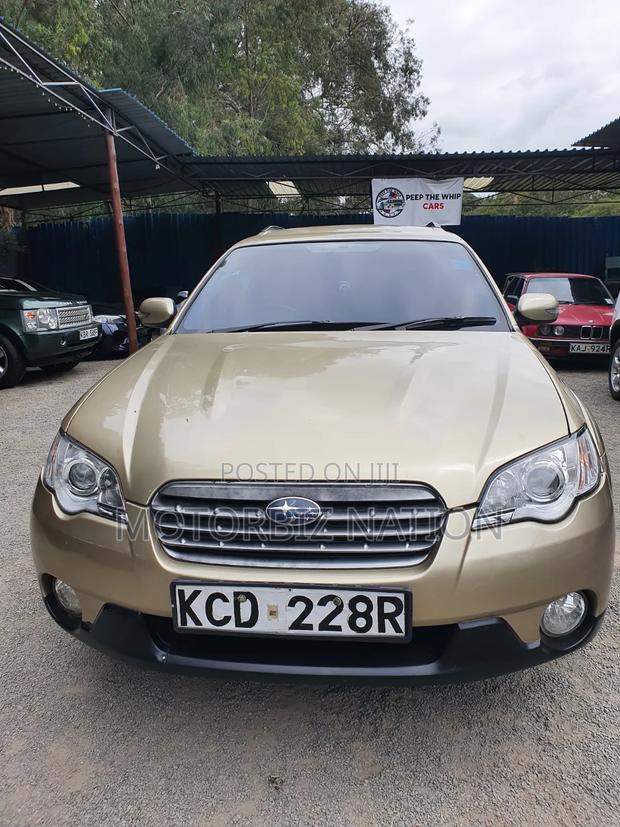 Subaru Outback 2009 Gold
