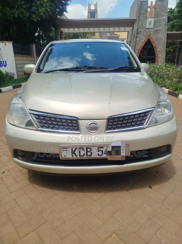 Nissan Tiida 2008 Gold
