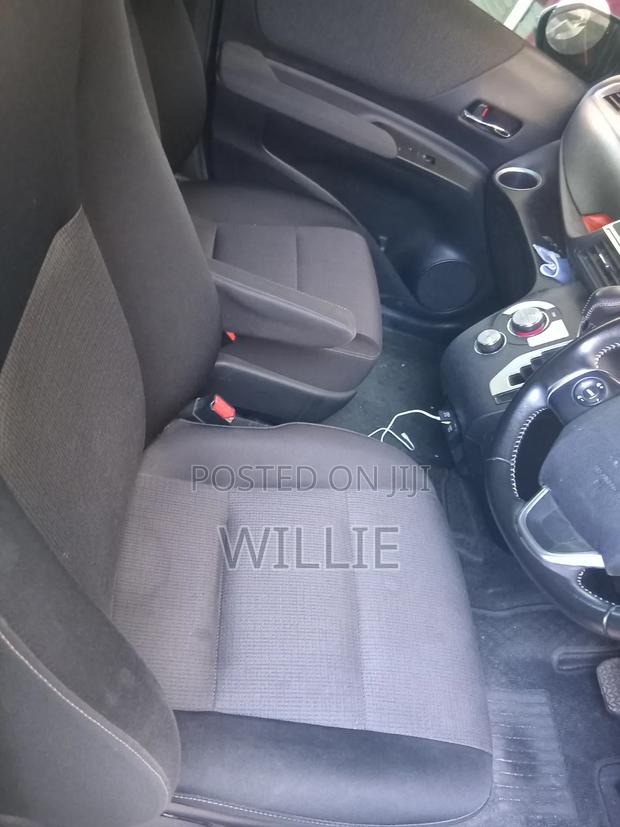 Toyota Sienta 2019 White