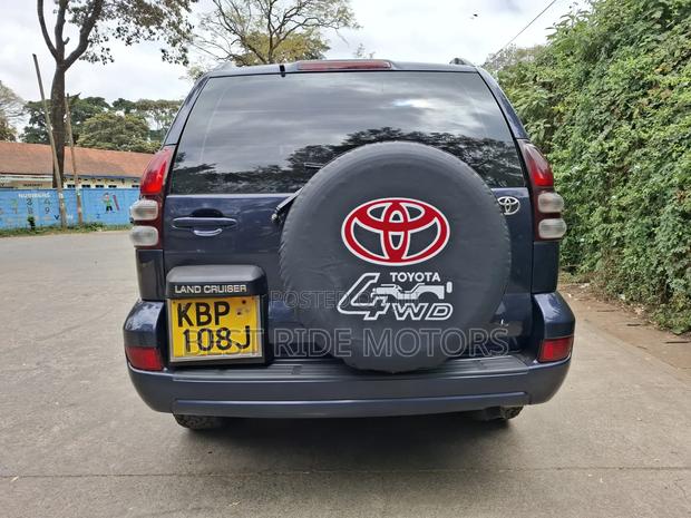 Toyota Land Cruiser Prado 2006 Blue