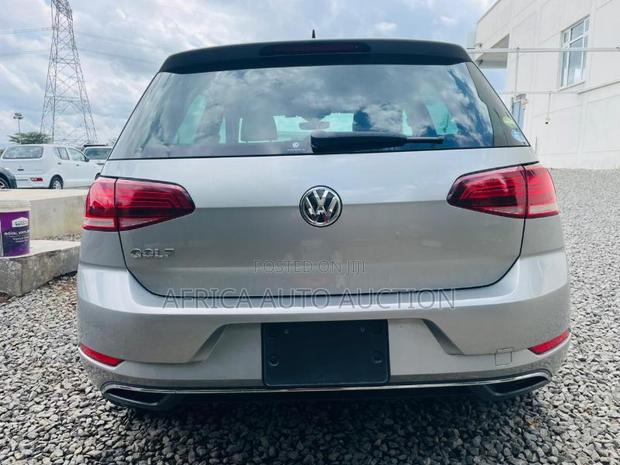 Volkswagen Golf 2019 Gray