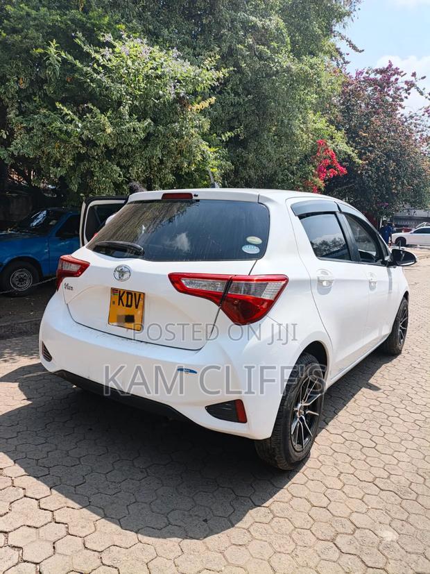 Toyota Vitz 2018 White