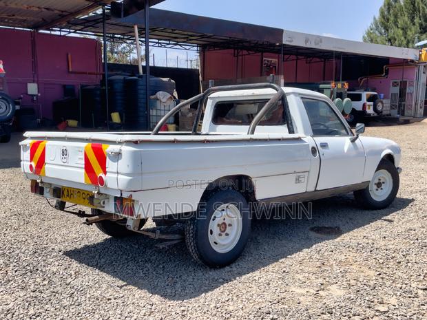 Peugeot 504 1986 White