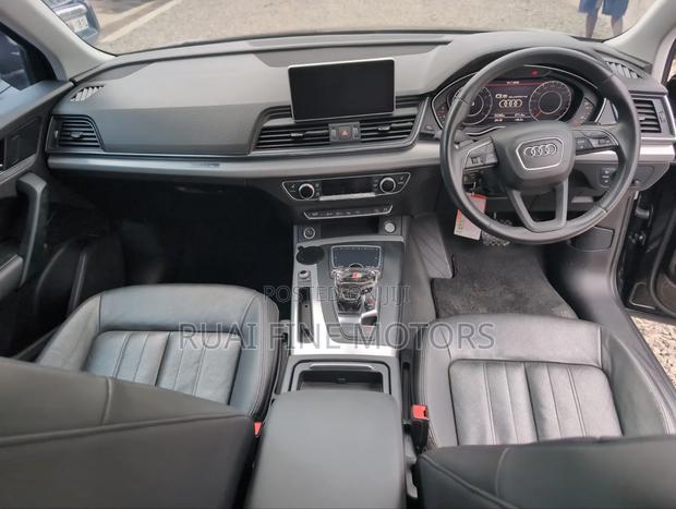 Audi Q5 2018 Black
