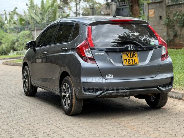Honda Fit 2017 Gray