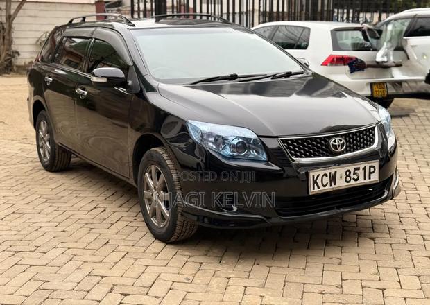 Toyota Corolla Fielder 2012 Black