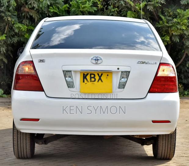 Toyota Corolla 2006 White