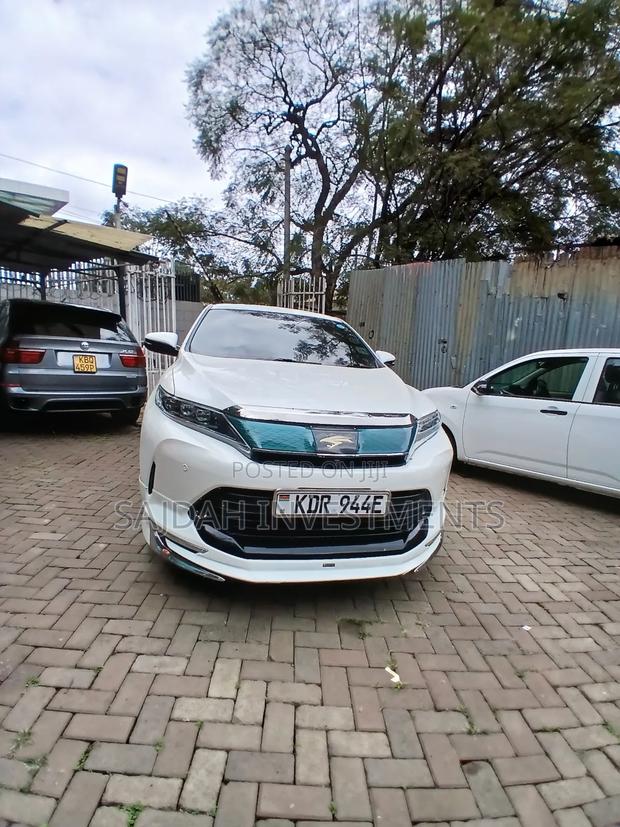 Toyota Harrier 2017 White