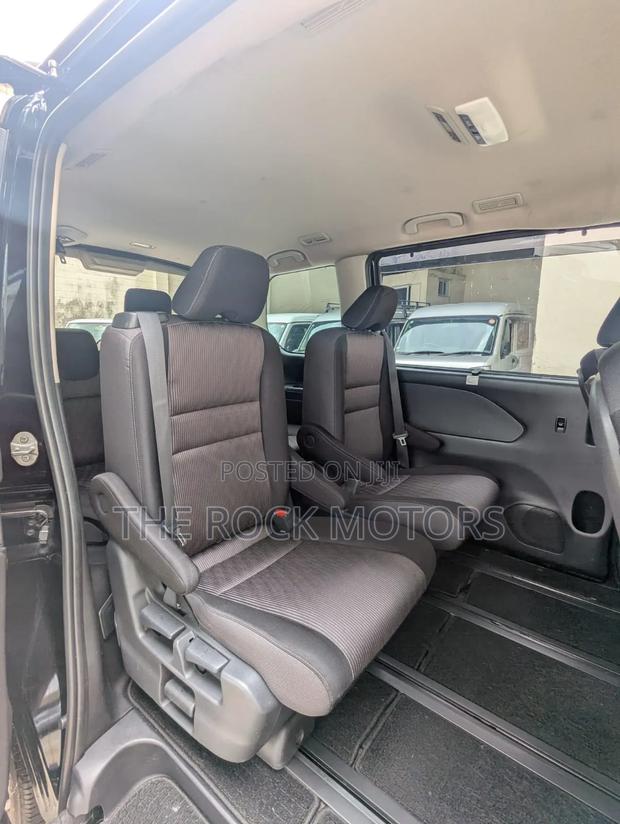 Nissan Serena 2019 Black