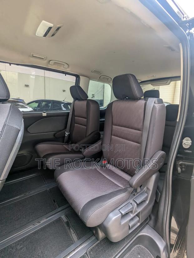 Nissan Serena 2019 Black