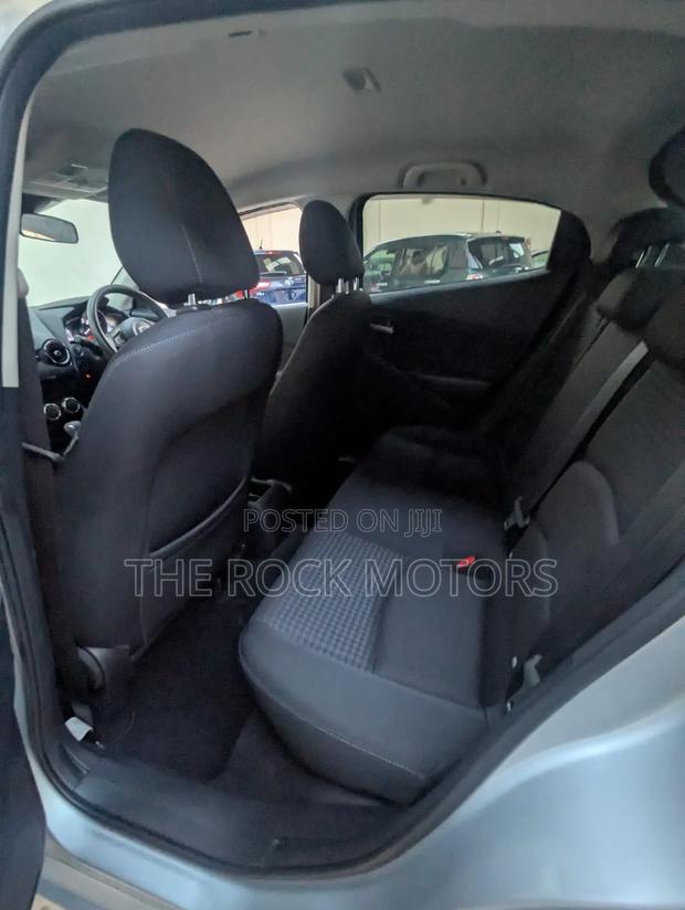 Toyota Corolla Fielder 2020 Silver