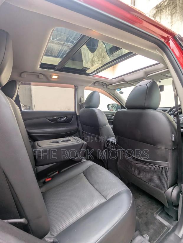 Nissan X-Trail 2019 Red
