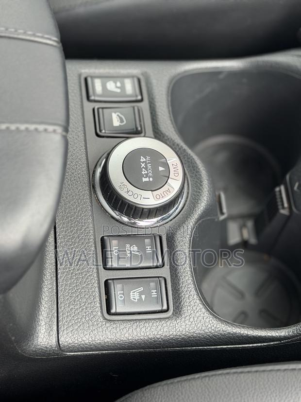 Nissan X-Trail 2019 Blue