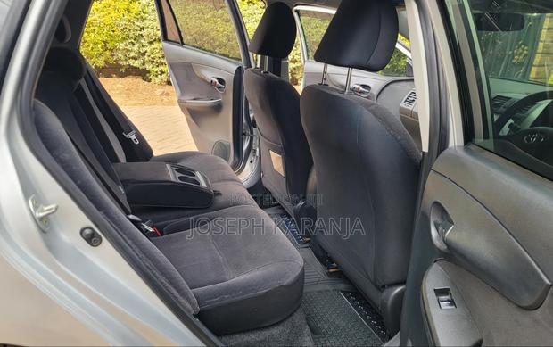 Toyota Corolla Fielder 2012 Silver