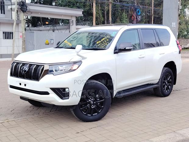 Toyota Land Cruiser Prado 2021