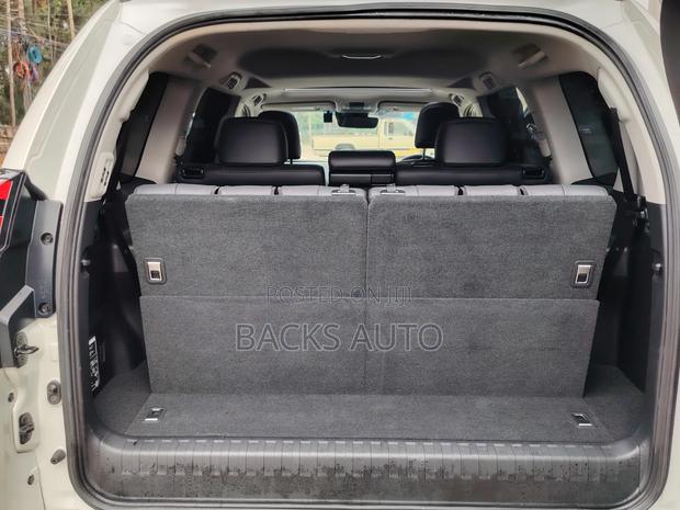 Toyota Land Cruiser Prado 2021
