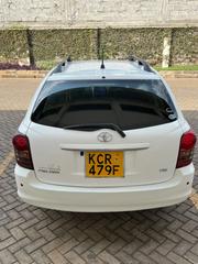 Toyota Corolla Fielder 2010 White for sale