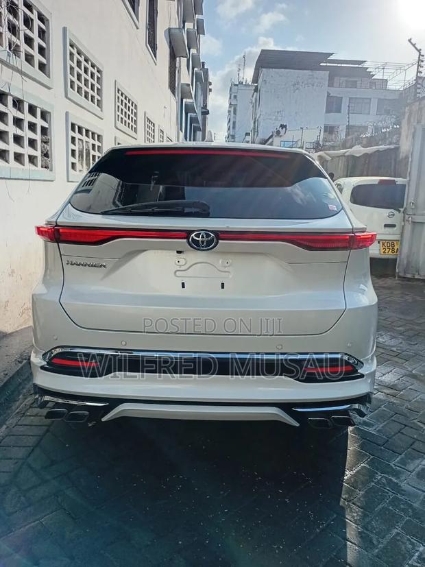 Toyota Harrier 2020 White