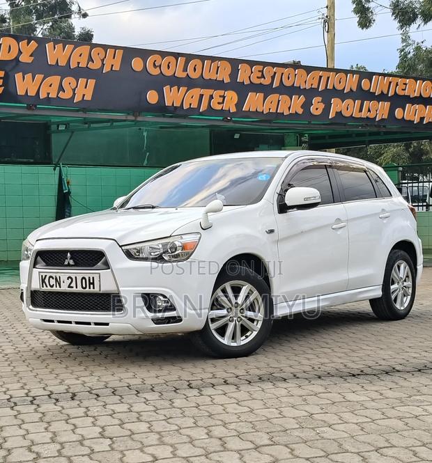 Mitsubishi RVR 2010 White